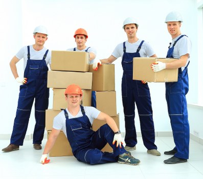 Brent van service for household furniture and box transport